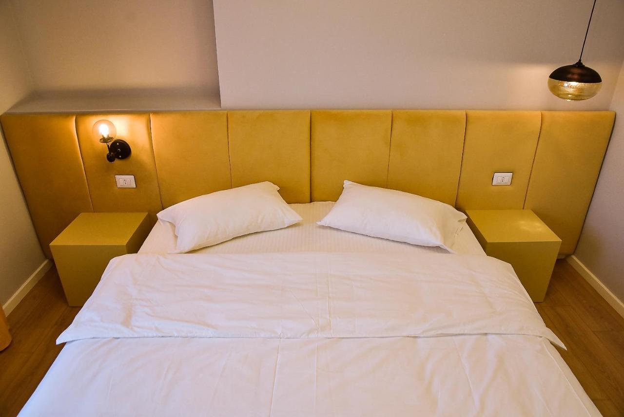 Jurgen Hotel